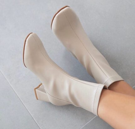 A-PRAG BEIGE